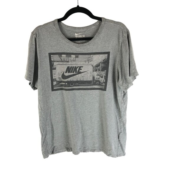 Nike Mens Athletic Cut Graphic Tee T-Shirt Gray Size M - Picture 1 of 5